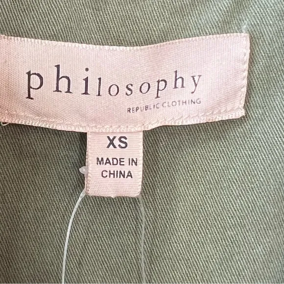 ⭐️ NWT Philosophy Olive Army Green Embroidered Butterfly Cropped Patch Jacket XS