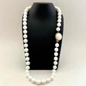 1960s Marvella Bead Necklace