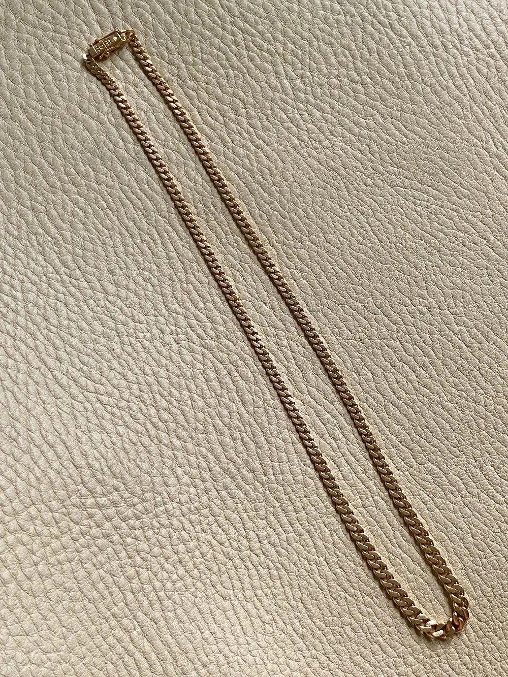 1968 Swedish Vintage Graduated curb necklace in 18k gold - 17.7 inch length