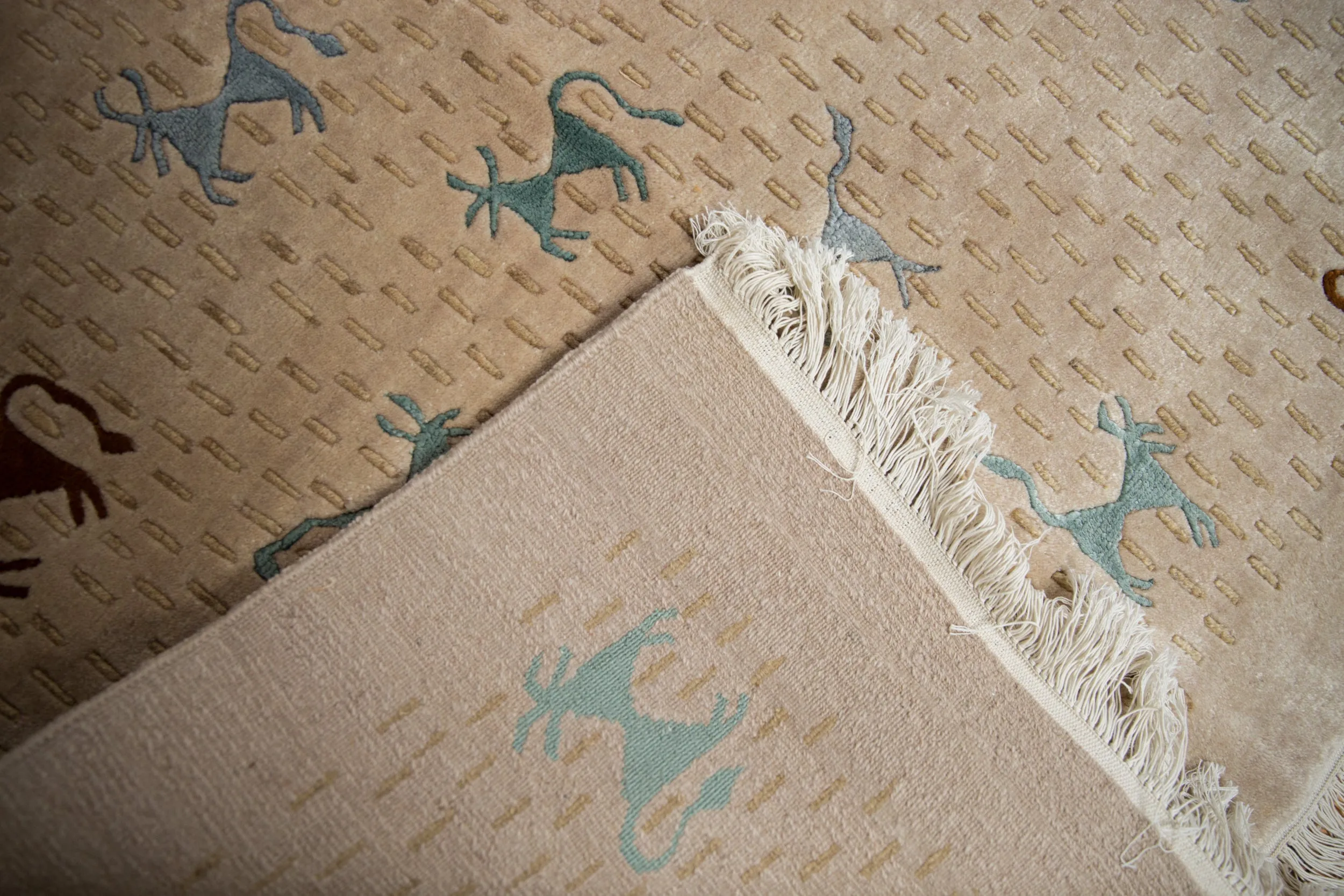 8x10 New Indian Folk Art Design Carpet