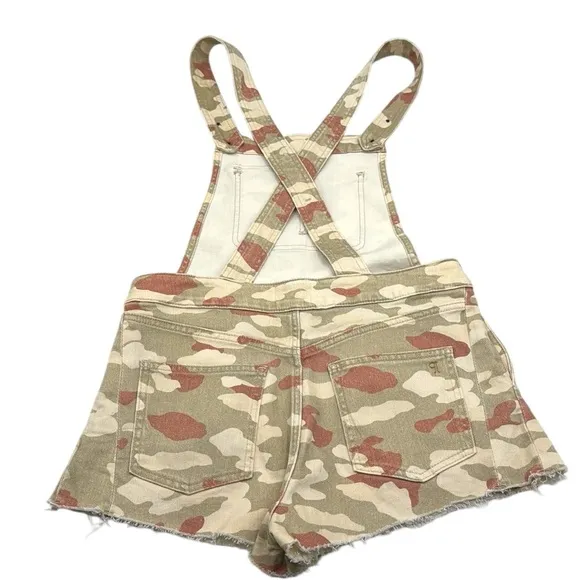 Anthropologie Pilcro Camouflage Camo Flirty Dungaree Overalls Romper Size XS