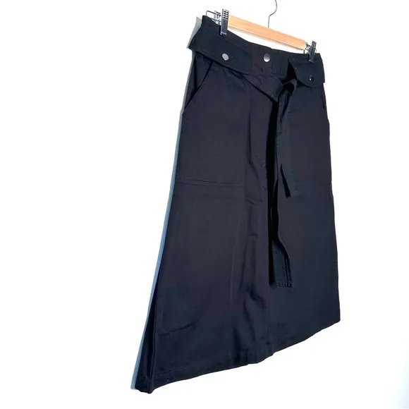 Banana Republic | Black Fit and Flare Utility Pocket Skirt Size 8 NWT