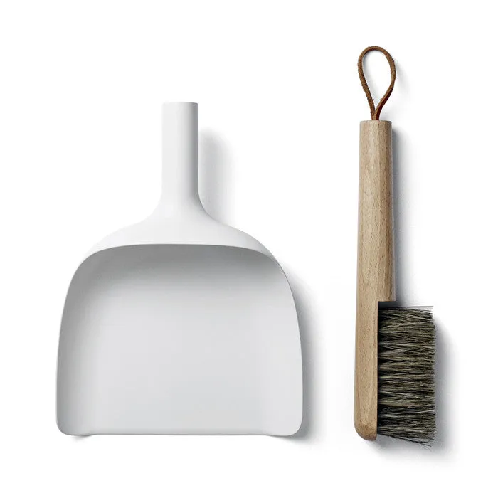 Black Sweeper & Dustpan Set