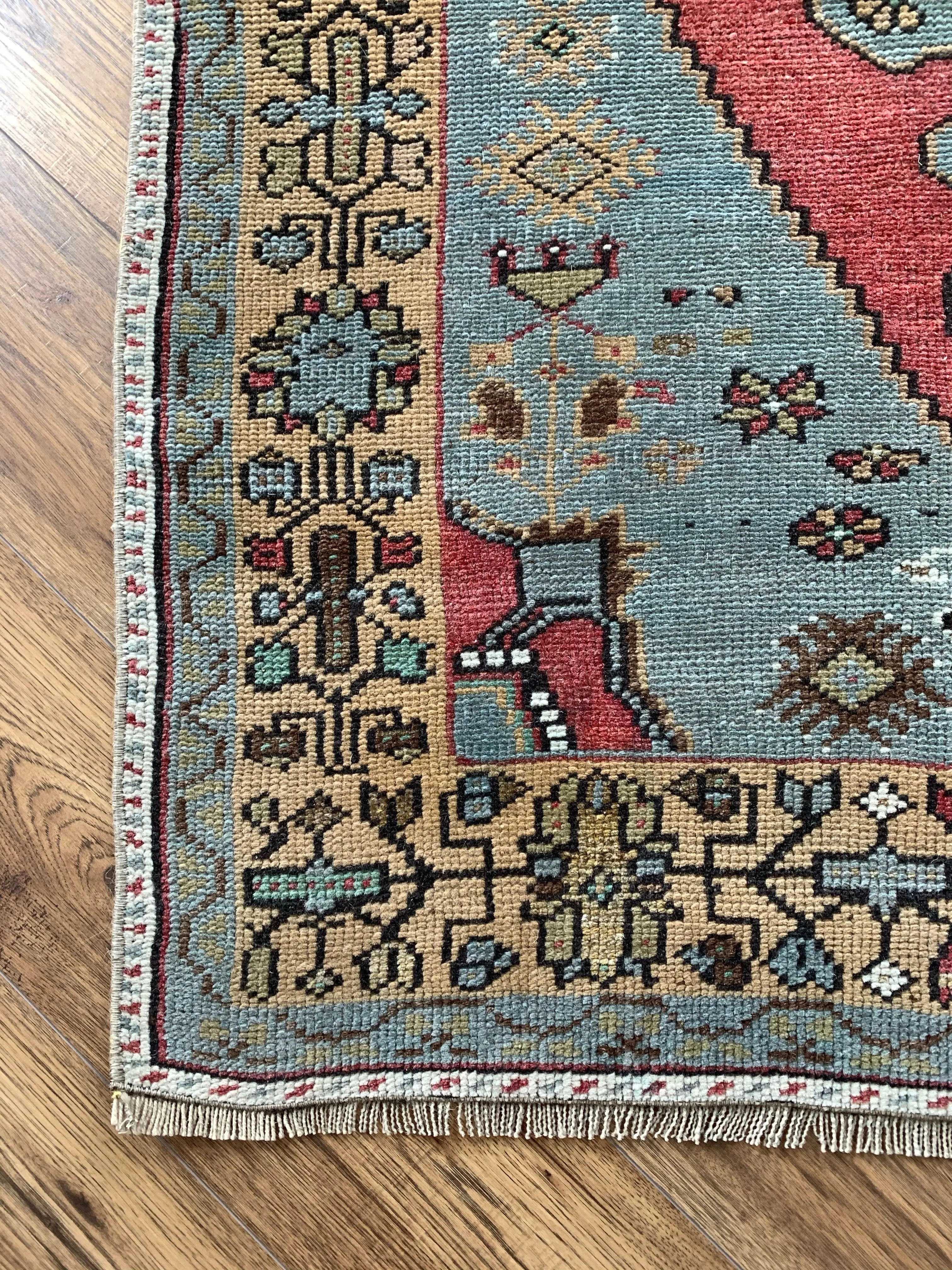 Blythe 3'1 x 8'1