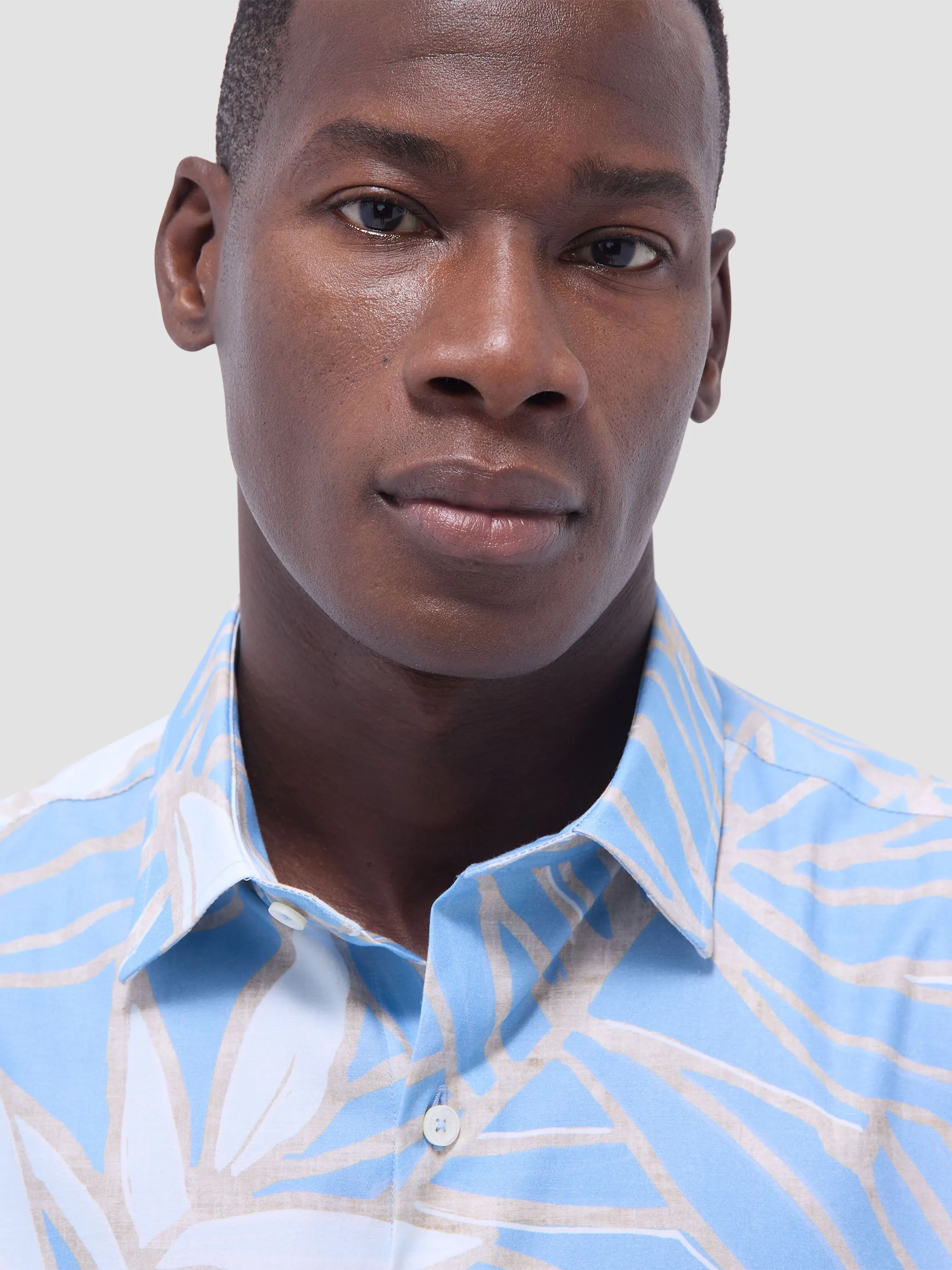 Bugatchi Orson Woven Short Sleeve Shirt - Air Blue