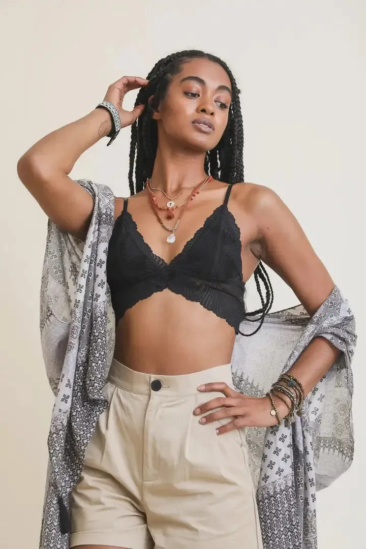 BUTTERFLY SCALLOP LACE BRALETTE WITH PADDING