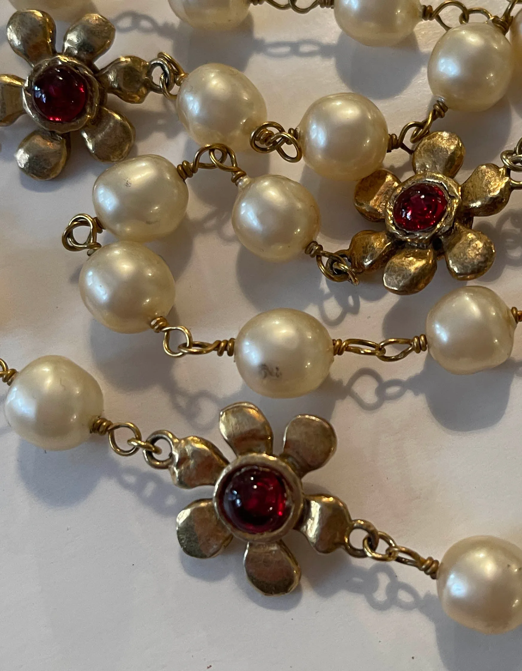 Chanel '80s Vintage X-Long Faux Pearl & Gripoix Flower Necklace