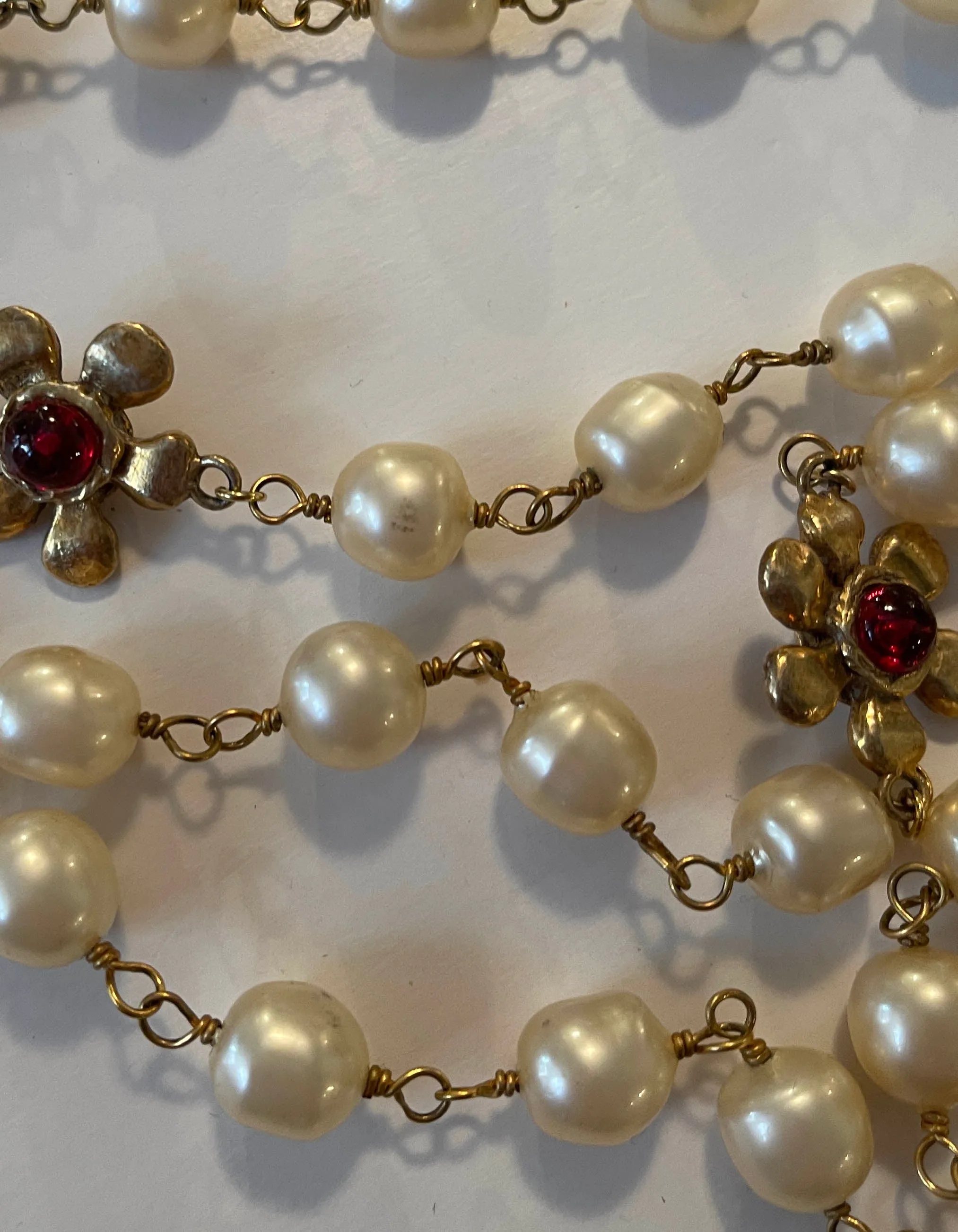 Chanel '80s Vintage X-Long Faux Pearl & Gripoix Flower Necklace