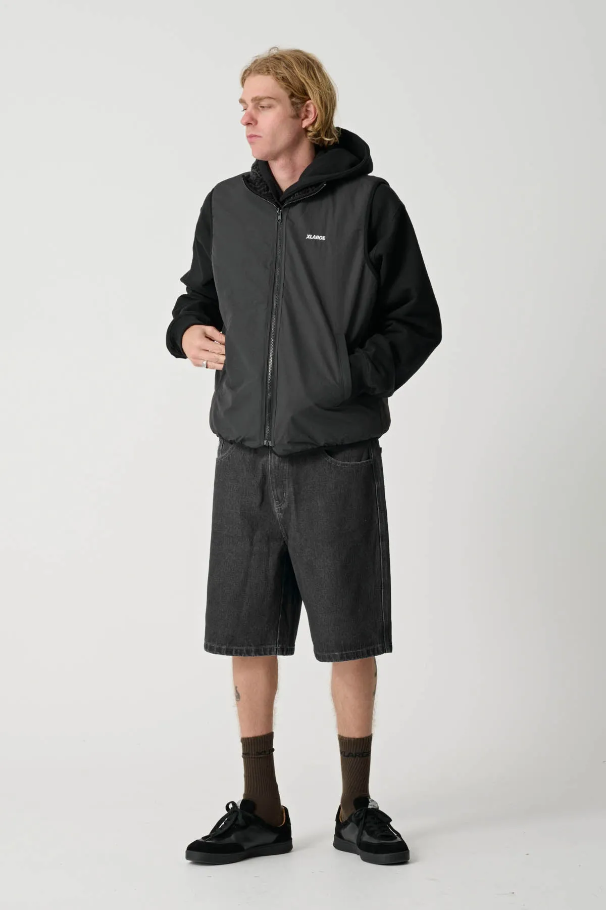 COBWEB REVERSIBLE VEST - BLACK