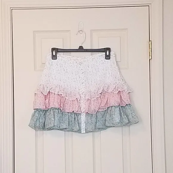 Divine Heritage Three-Tiered Mini Skirt Size L