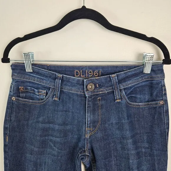 DLI961 Womens Premium Denim Kate Slim Straight Jeans Size 28 Casual Blue Jeans
