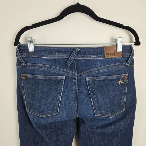 DLI961 Womens Premium Denim Kate Slim Straight Jeans Size 28 Casual Blue Jeans