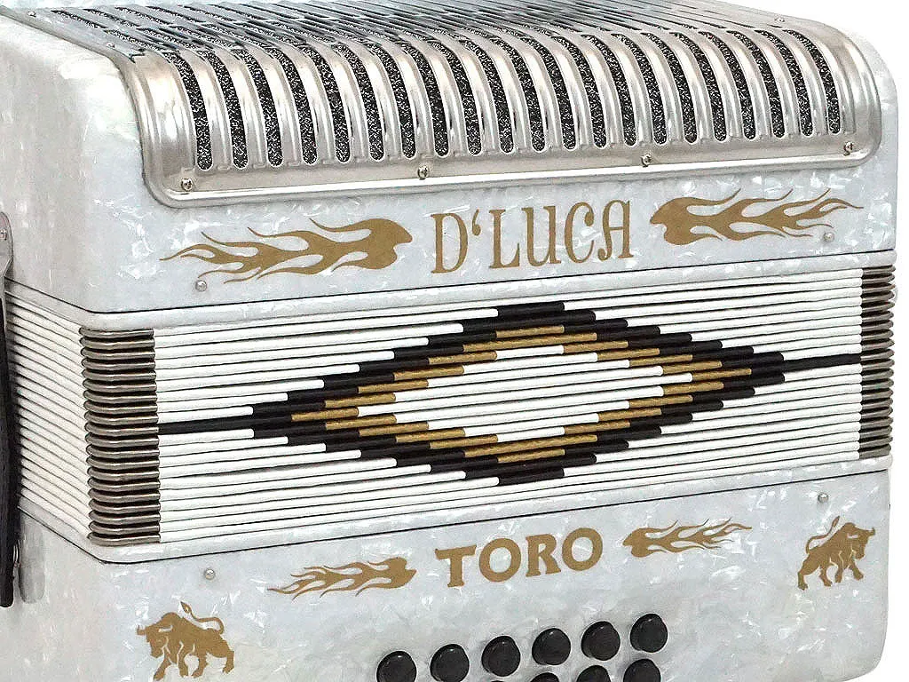 D'Luca Toro Button Accordion 31 Keys 12 Bass on GCF Key with Case and Straps, White