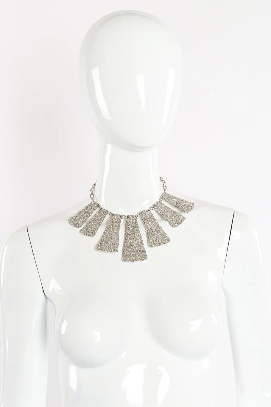 Embossed Plate Pendant Necklace