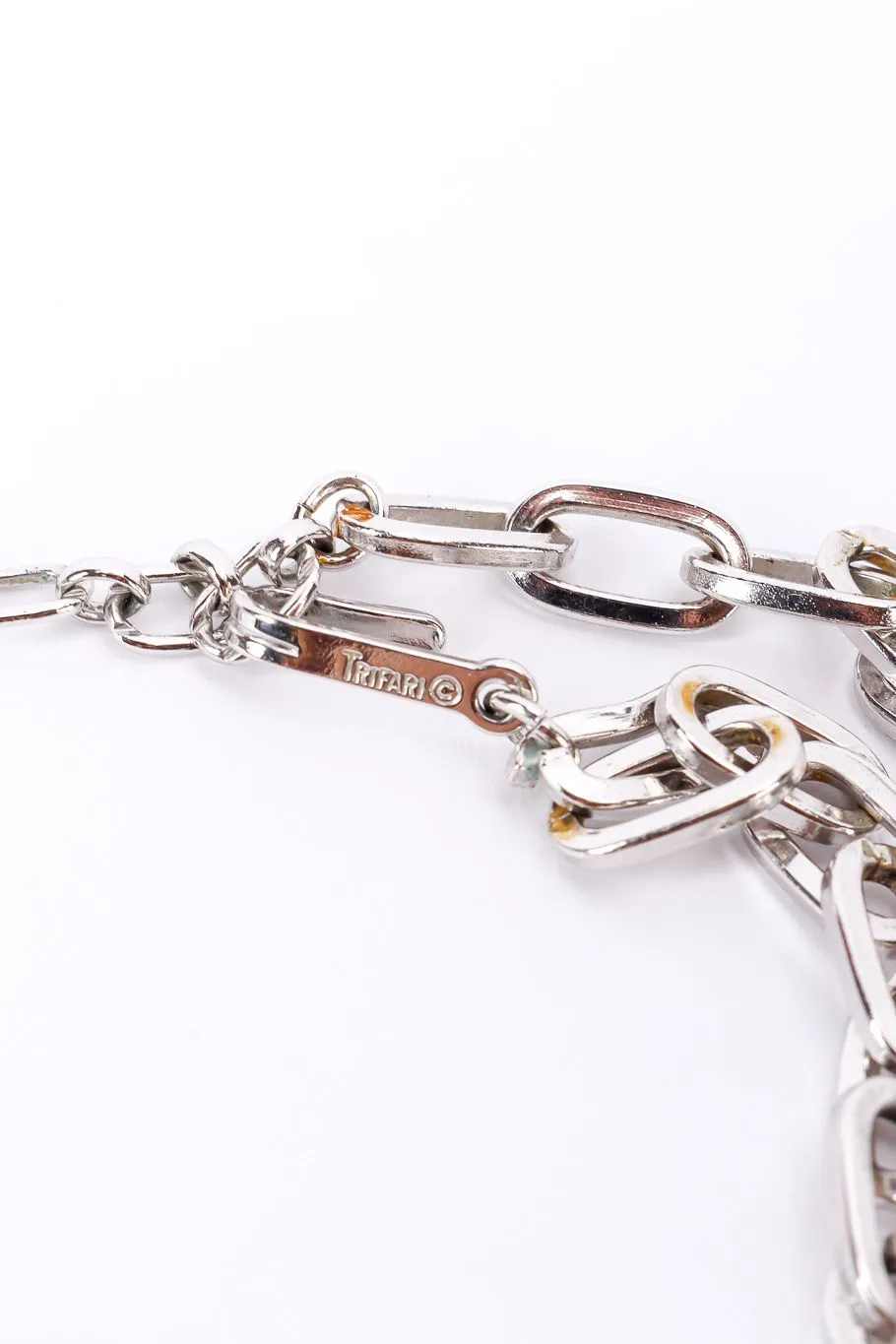 Embossed Plate Pendant Necklace
