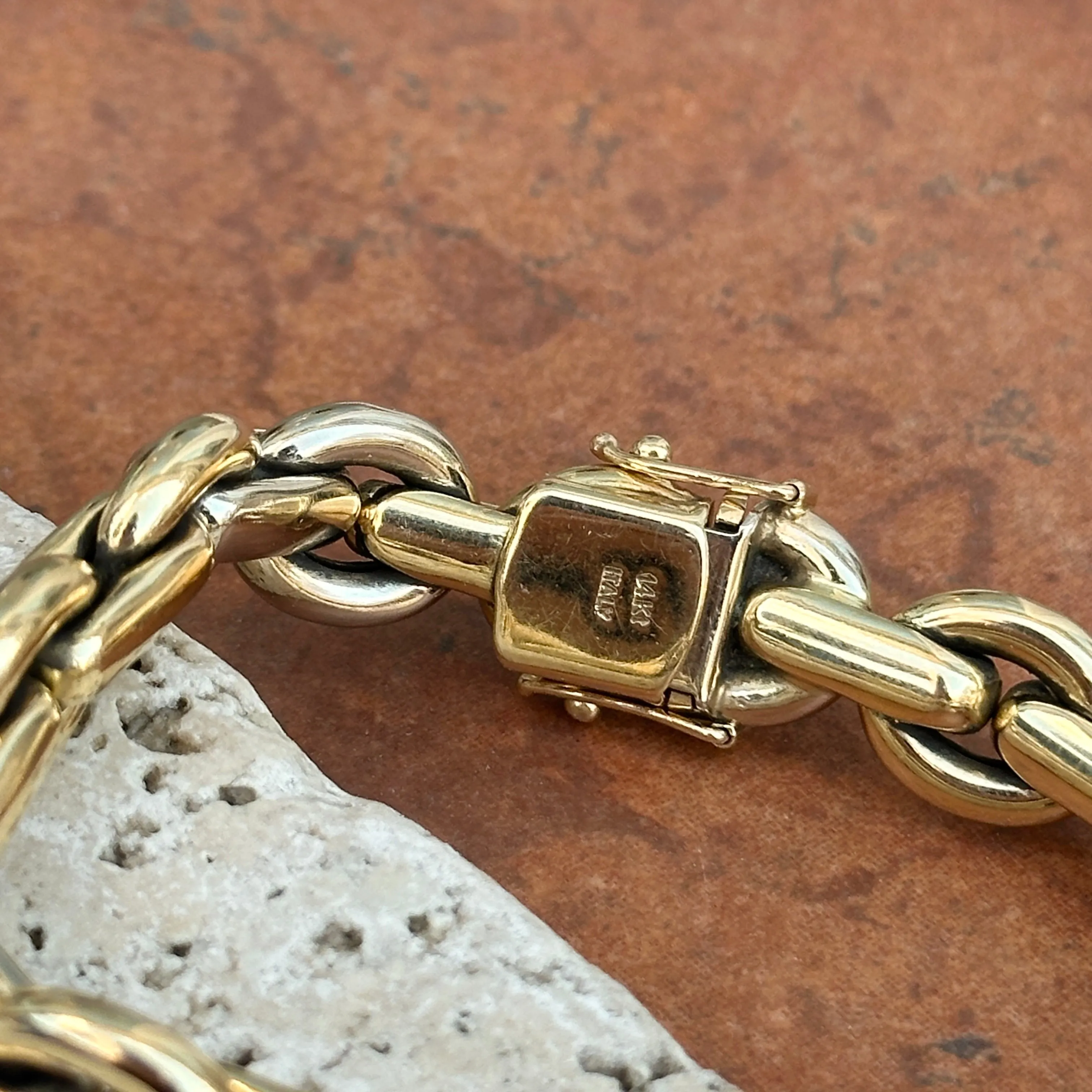 Estate 14KT Yellow Gold   White Gold Oval Interlocking Links Bracelet