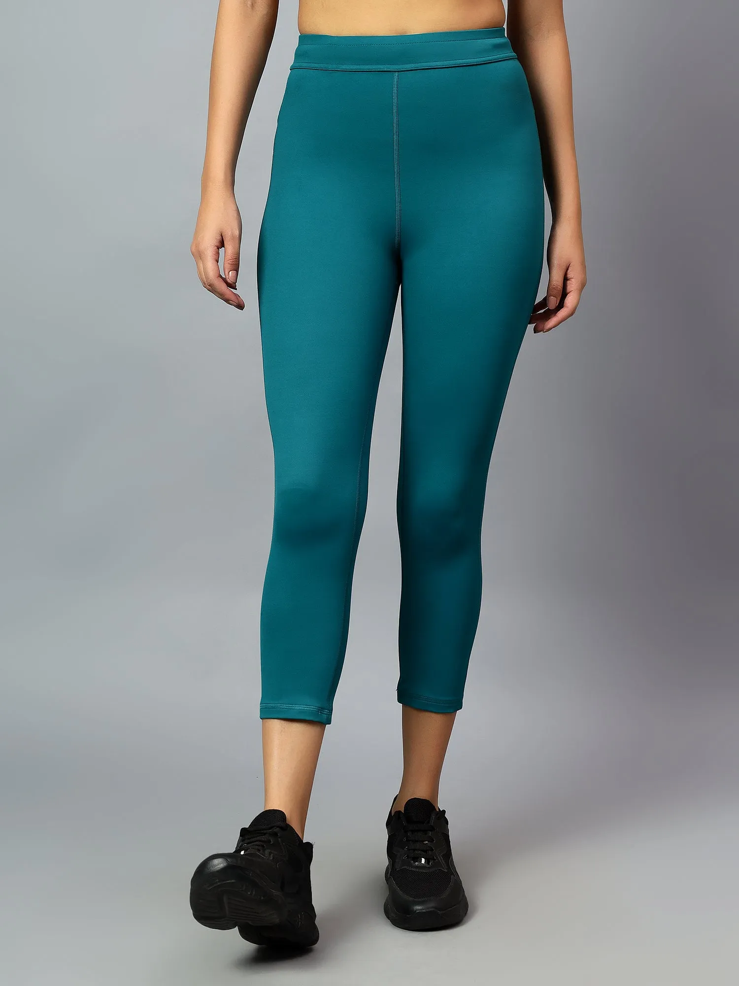 Fitkin Women Teal Capri with Zipper Pocket