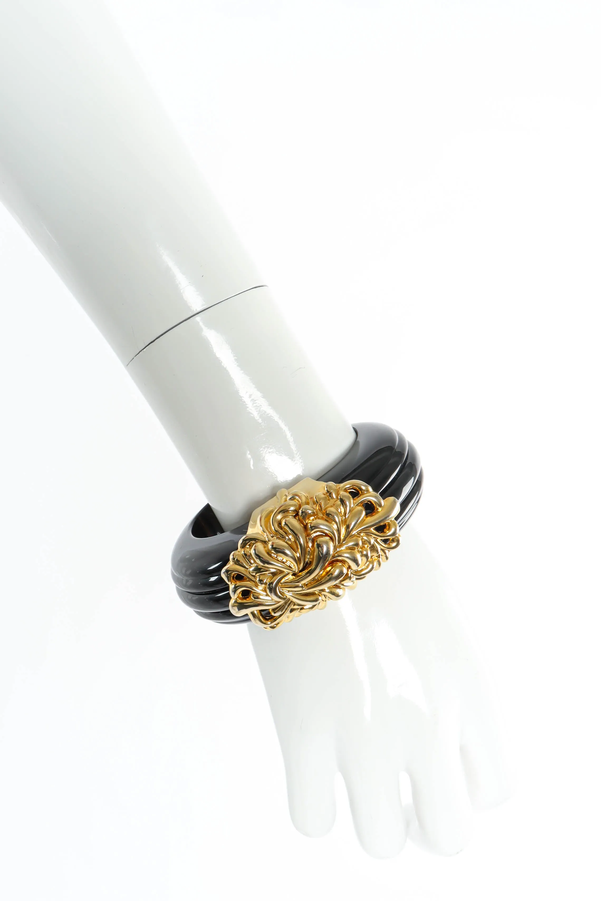 Fleur Chrysanthemum Bangle