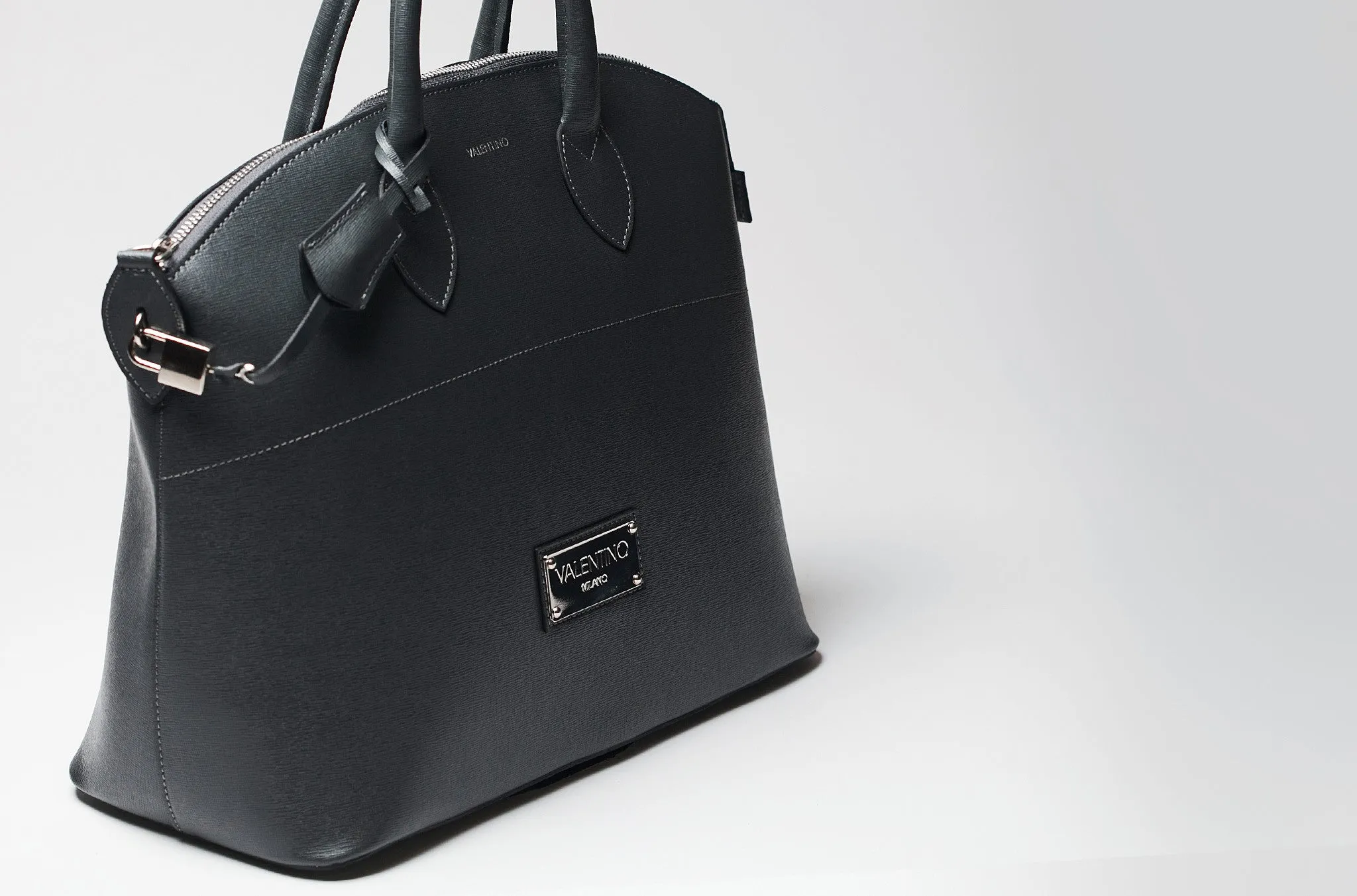 FW15 - Classics - Bravia - Grey