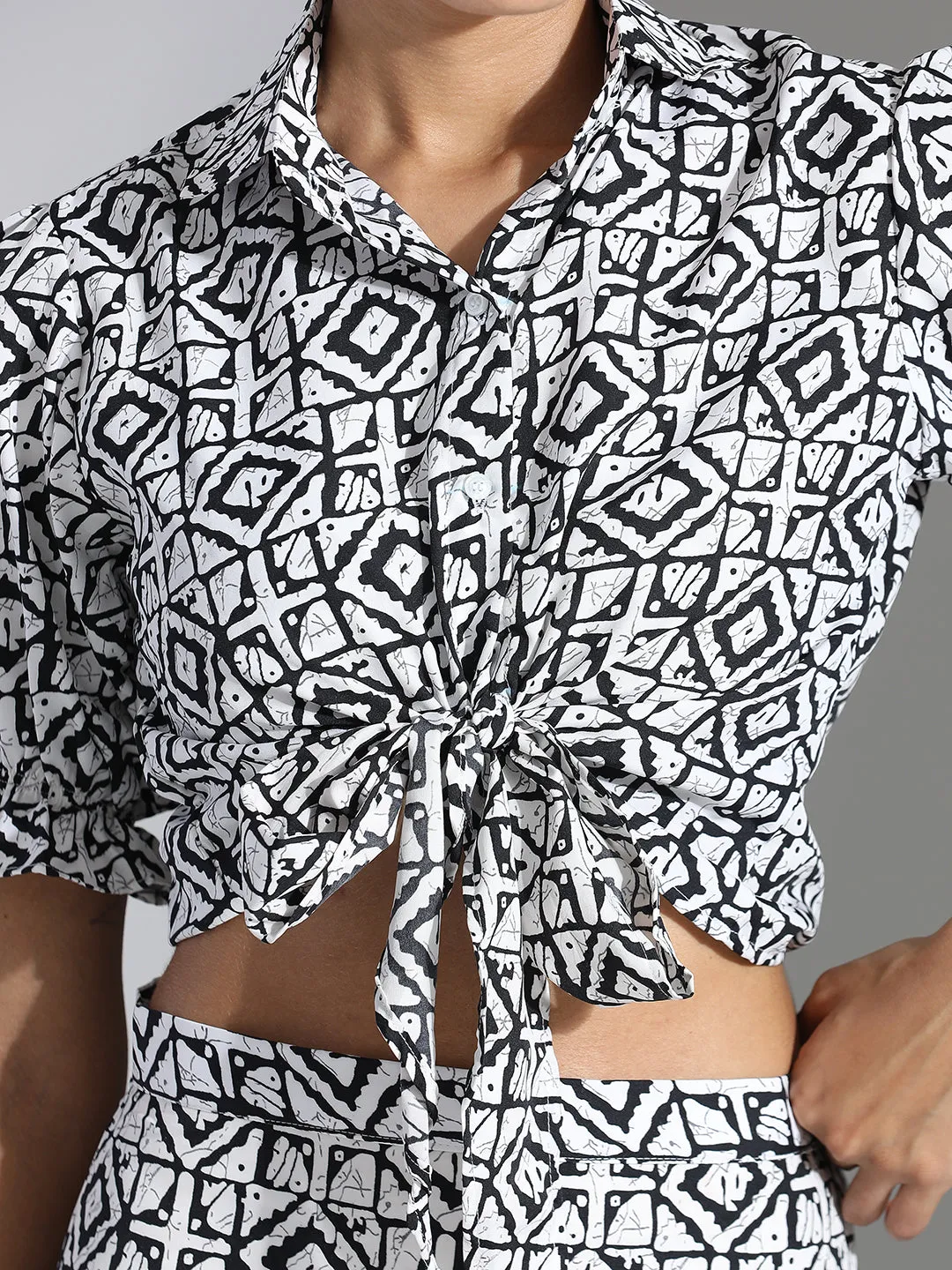 Geometric Printed Crop Top With Skirt Co-ord Set