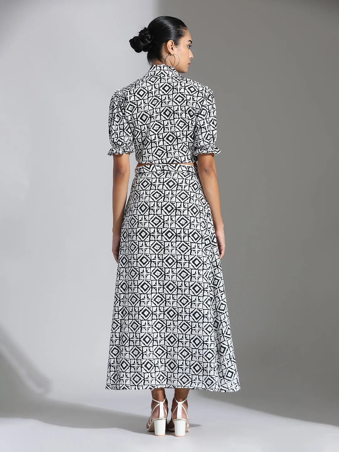 Geometric Printed Crop Top With Skirt Co-ord Set