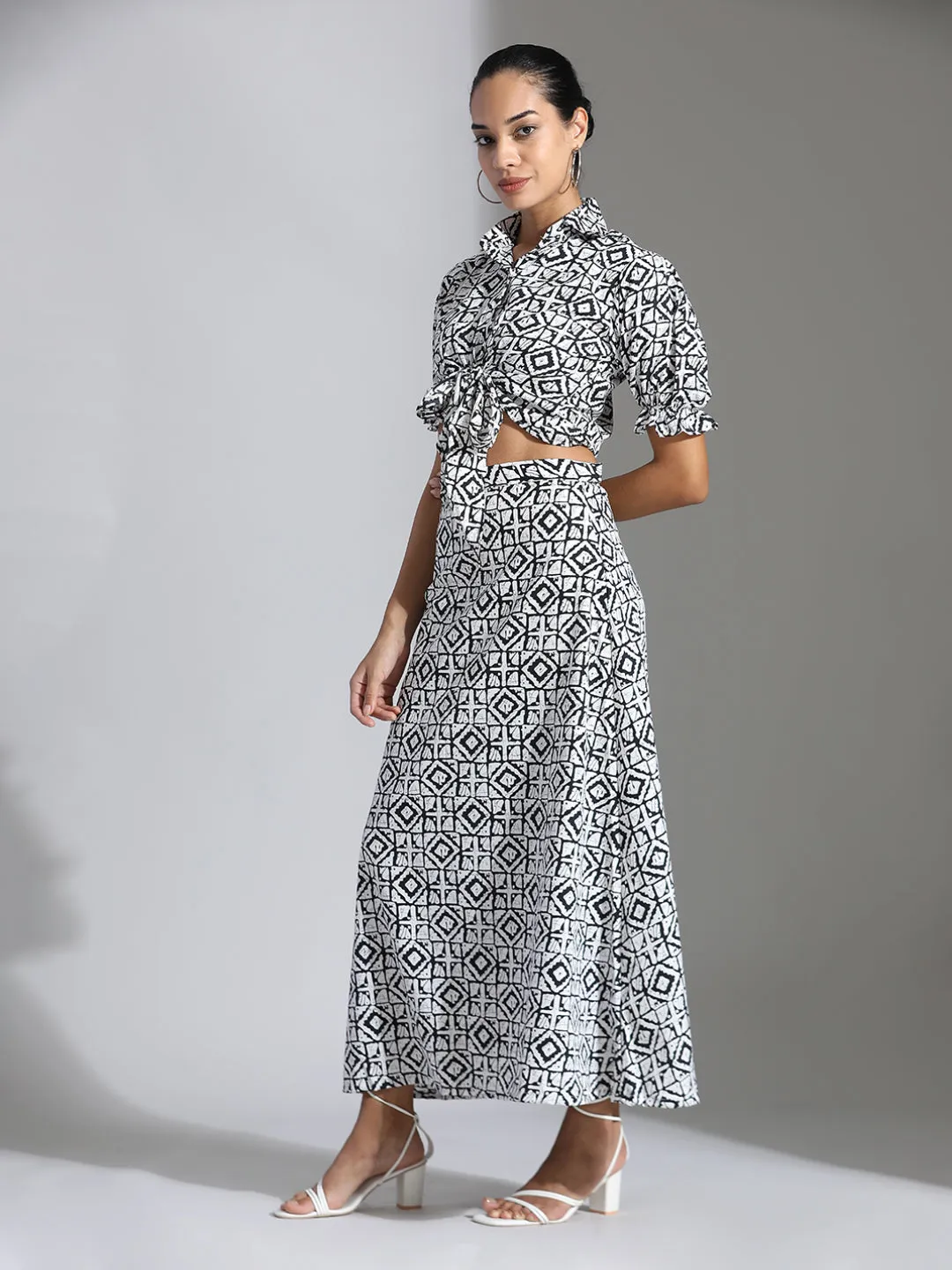 Geometric Printed Crop Top With Skirt Co-ord Set