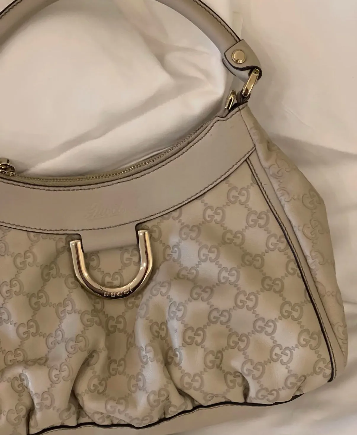 GUCCI cream abbey D shoulder bag