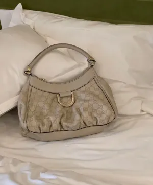GUCCI cream abbey D shoulder bag