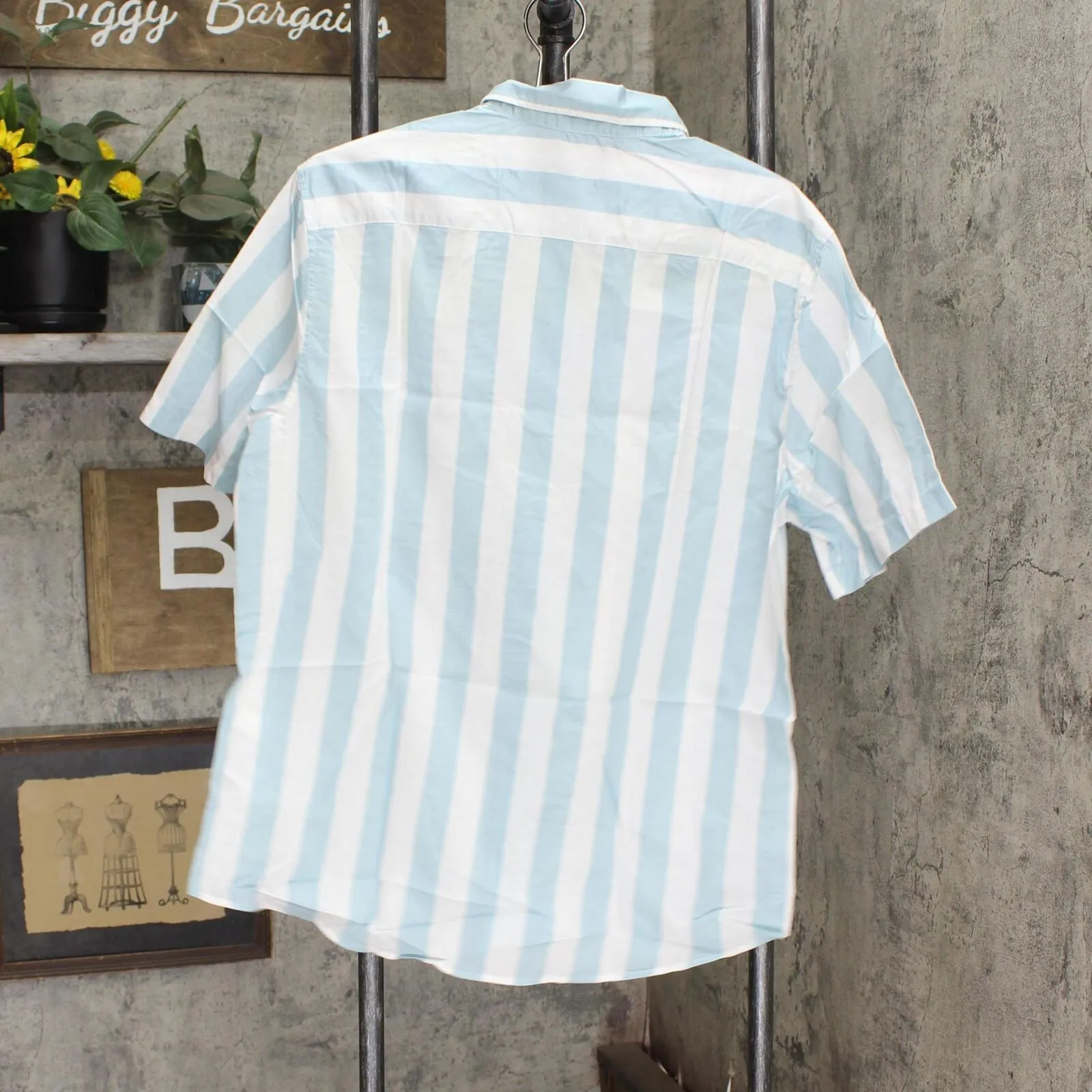 H&M Mens Button Up Regular Fit Cotton Shirt 0501620089