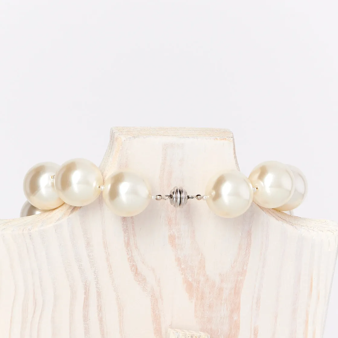 Ivory/Black/Grey Cooling Pearl Necklace