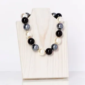 Ivory/Black/Grey Cooling Pearl Necklace