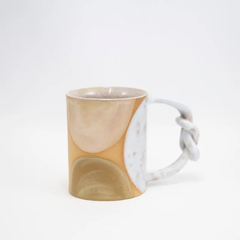 Knot Mug with White Handle