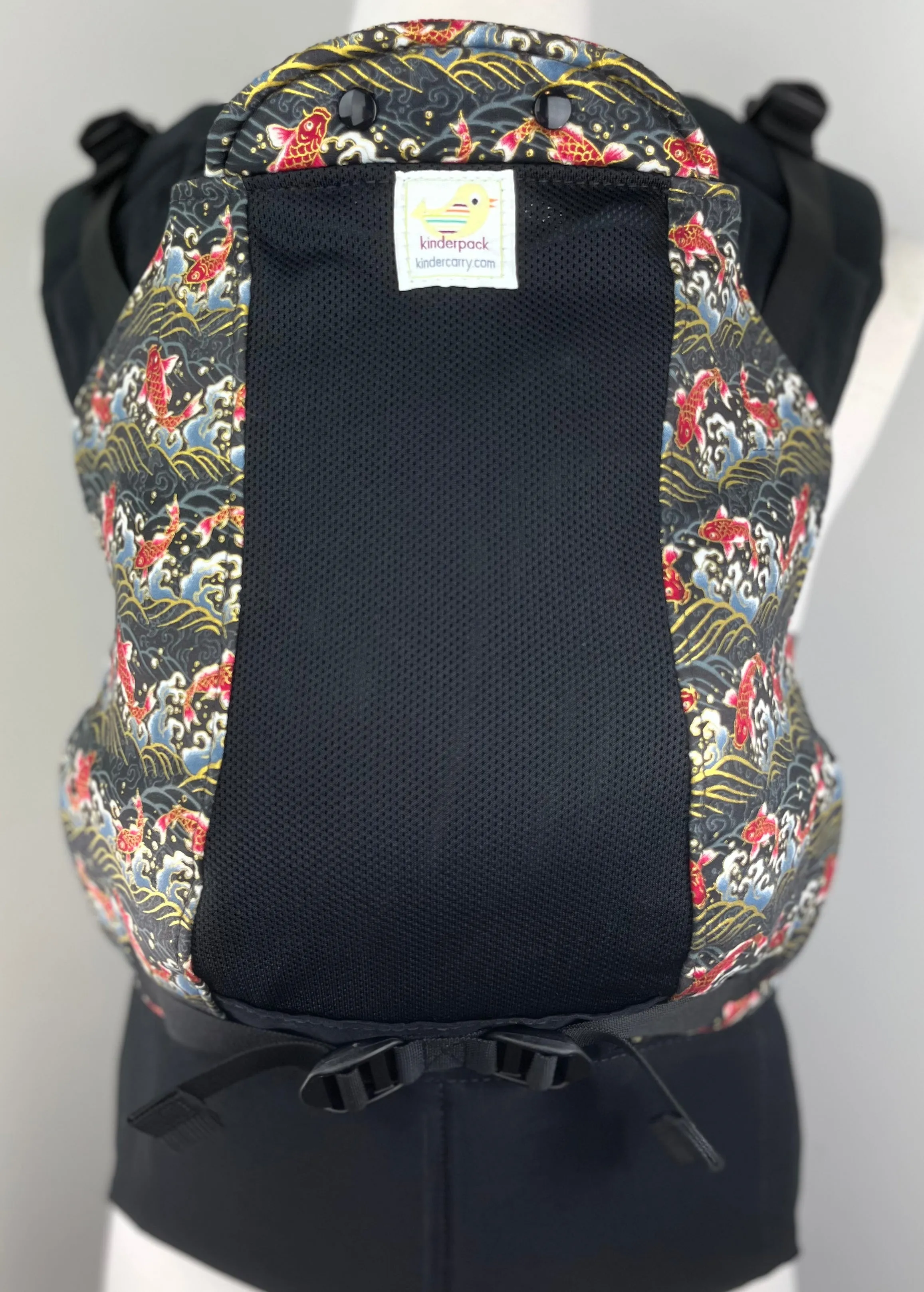 Koi- Infant Kinderpack-