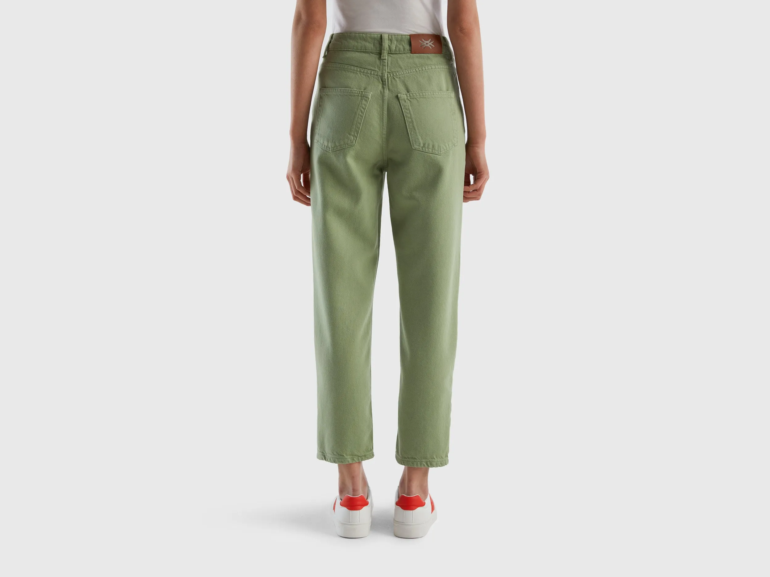 LONG MOM FIT TROUSERS