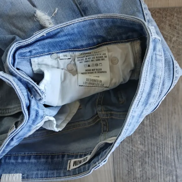 Lovers   Friends Distressed Raw cutoff denim short. Size 26