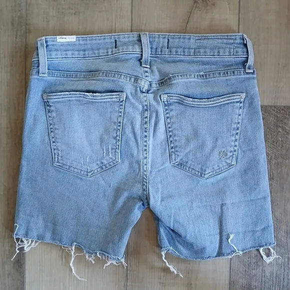 Lovers   Friends Distressed Raw cutoff denim short. Size 26