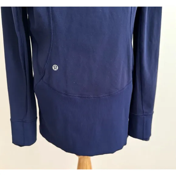 Lululemon Athletica Blue Zip-Front Jacket 10 Hood Long-Sleeve Thumbholes Stretch