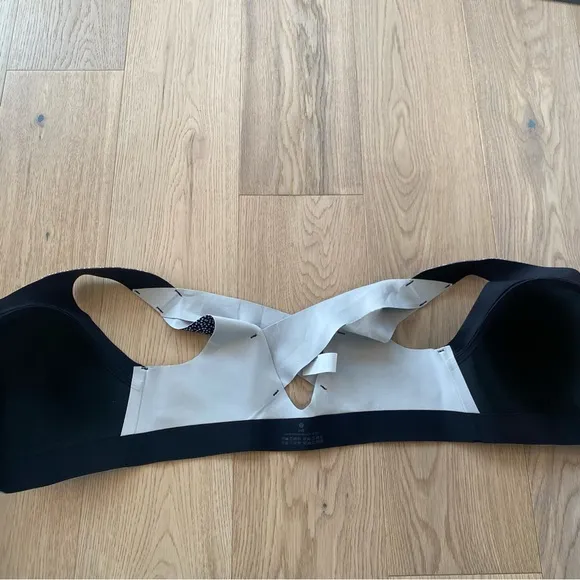 Lululemon Enlite Bra Zip Front *High Support