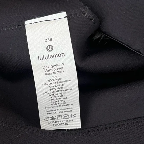 {Lululemon} Take Power Sports Bra in Black - Womens 38D