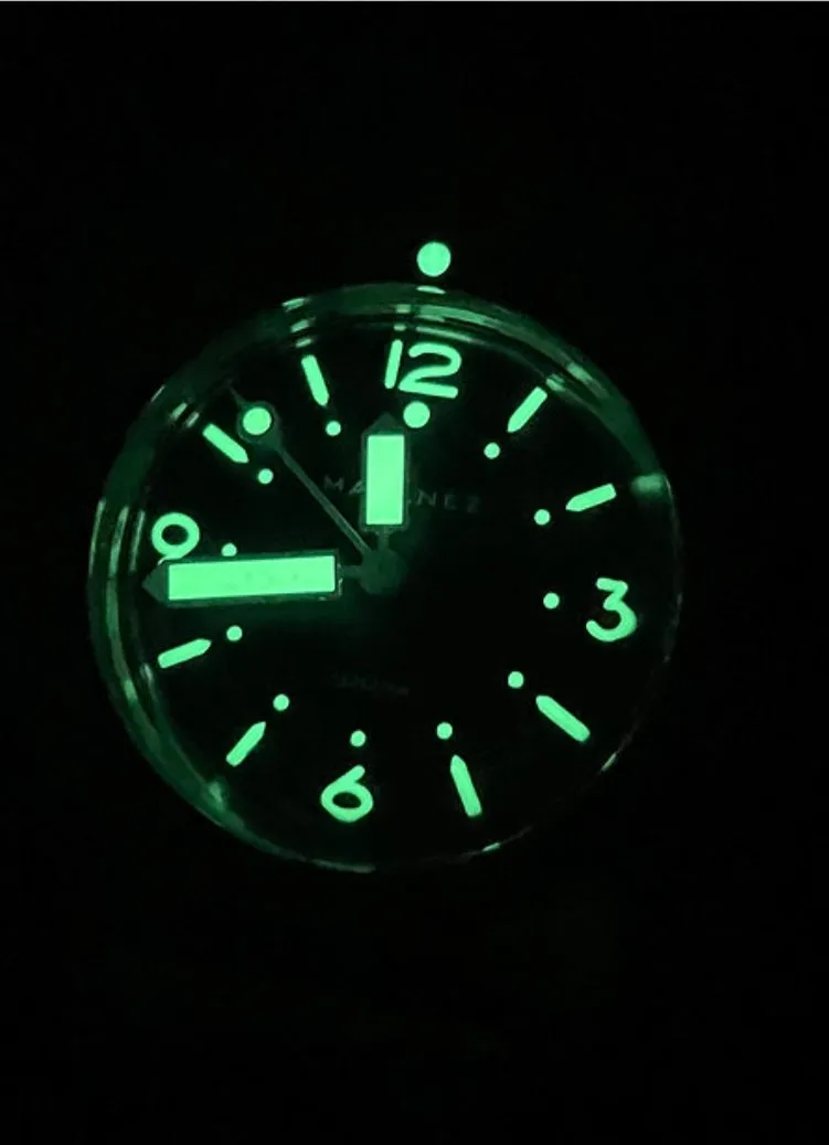 Maranez Kata Diver watch black numbers