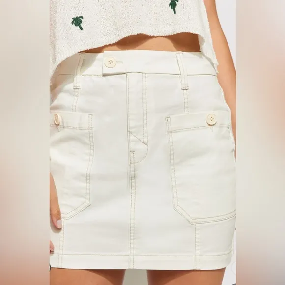 New Francesca’s Mila A-line White Mini Skirt