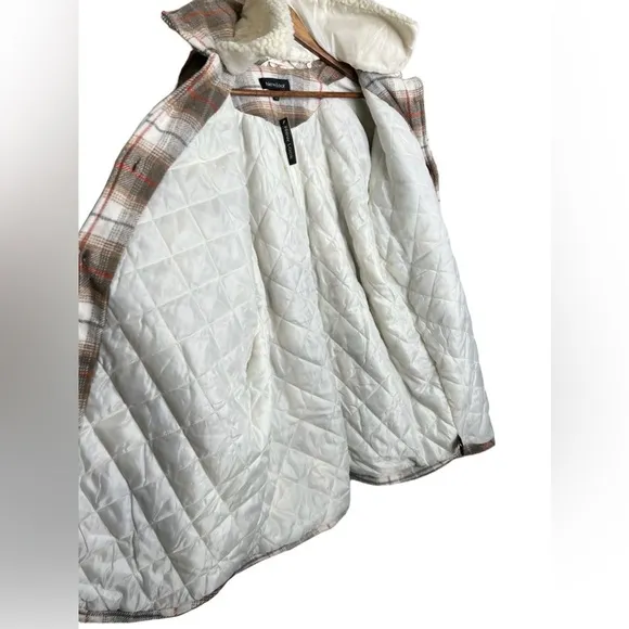New Look Women’s Plaid Shaket