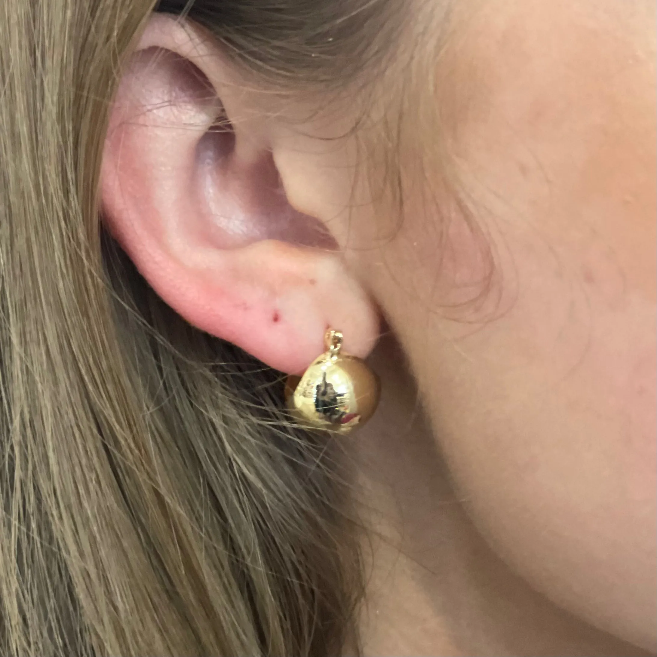 Nova Cup Gold Earrings
