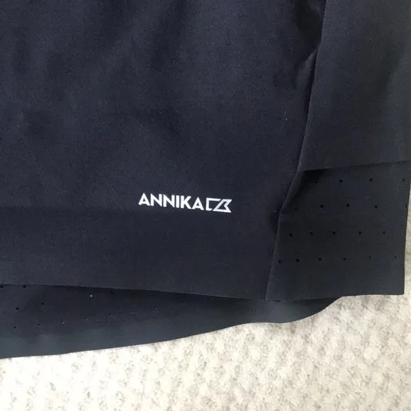 🕶NWT Annika drytec golf skirt🕶