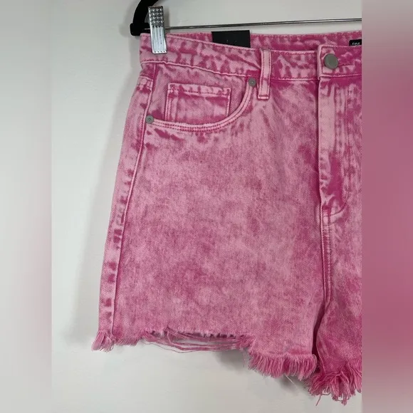 NWT BLANKNYC Women’s The Reeve High Rise Ribcage Short in Flamingo Size 30