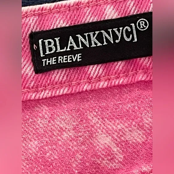 NWT BLANKNYC Women’s The Reeve High Rise Ribcage Short in Flamingo Size 30