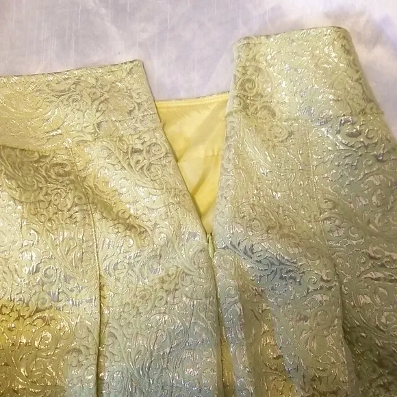 Nwt Cynthia Steffe Brocade Shimmer Gold Foil Pleated Skirt size 6 Green