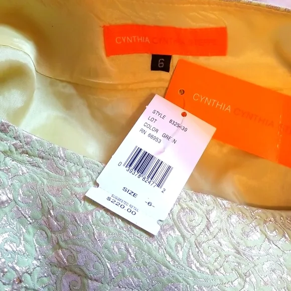 Nwt Cynthia Steffe Brocade Shimmer Gold Foil Pleated Skirt size 6 Green