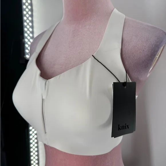 NWT Knix Catalyst Front Zip Sports Bra