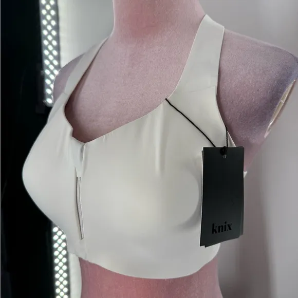 NWT Knix Catalyst Front Zip Sports Bra
